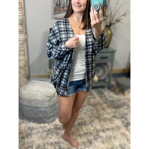 Flannel Shacket Pocket Plaid Open Front Cardigan Round Hem 0422